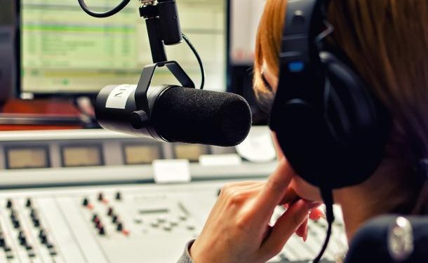 Journée mondiale de la radio : le journaliste Dominique Dinanga note que la radio est un acteur clé dans la promotion de la paix