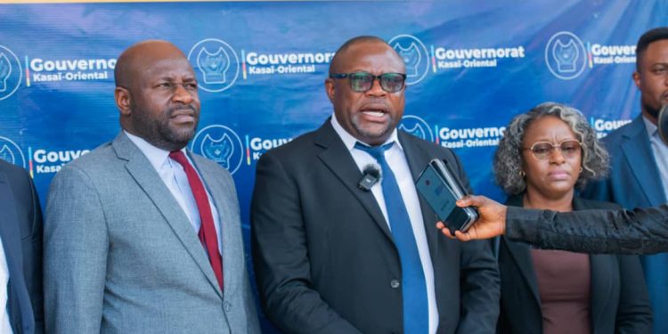 Kasaï-Oriental : Jean-Pierre Lihau attendu ce lundi Mbuji-Mayi, annonce son équipe d’avance au gouverneur Mbuebua