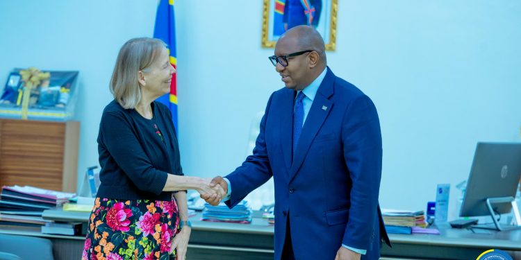 Guerre à l’Est : auprès du Président du Sénat , Les États-Unis réitèrent leur solidarité au peuple congolais