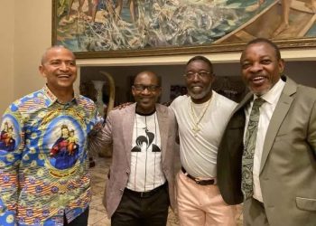 Mike Mukebayi condamné à 30 mois de prison : Moise Katumbi parle d’une justice malade