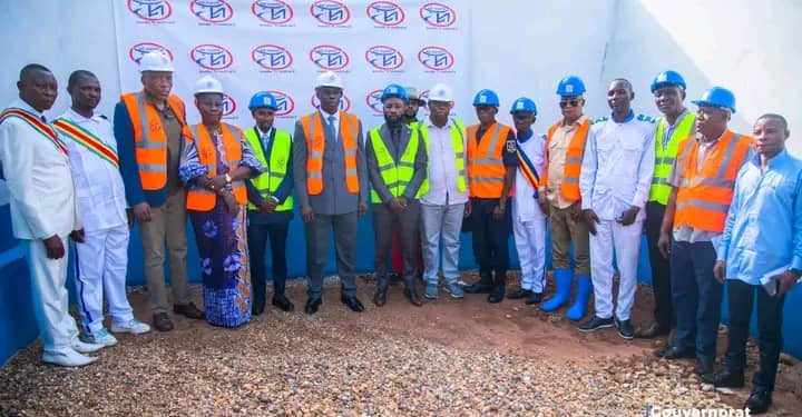 Kasaï oriental : le gouverneur Mbuebua lance les journées portes ouvertes à la centrale électrique autonome de la province