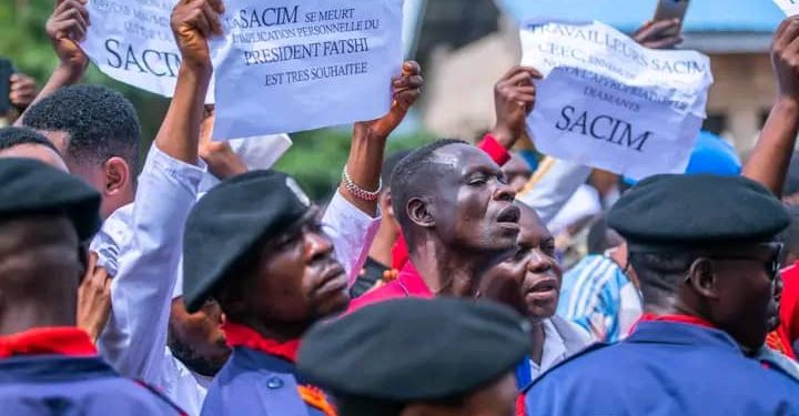 Kasaï-Oriental : les agents de la SACIM réclament plus de 10 mois d’arriérés de leur salaire