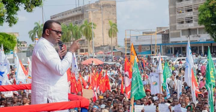 Agression Rwandaise : le VPM Jean-Pierre Lihau mobilise les jeunes de Kisangani à rejoindre les FARDC pour défendre l’intégrité territoriale de la RDC