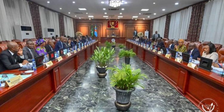 RDC : le gouvernement s’engage à prendre des mesures proactives pour le développement économique ( Conseil des ministres)