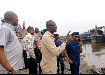 Suspension Temporaire des Agents de Perception des Taxes au Port Pêcheur de Kinkole : Une Réaction aux plaintes des vendeurs