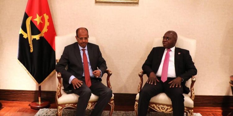 Rencontre Tshisekedi et Kagame au Qatar: surpris, l’Angola insiste sur « une solution africaine aux problèmes africains »