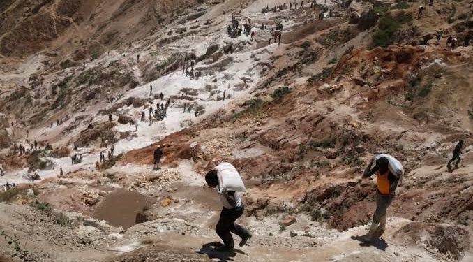 5 grandes mines sous contrôle du M23 : les FARDC dénoncent un pillage systématique des minerais par les rebelles