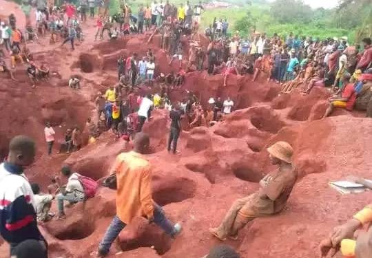 Tragédie minière à Kanfuma : Cinq creuseurs artisanaux perdent la vie dans un éboulement dimanche 23 mars 2025
