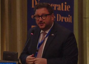 Conférence sur le droit constitutionnel : « La Suisse est un pays qui n’a pas de tribunal constitutionnel »(Ambassadeur de Suisse en RDC, Chasper Sarott)