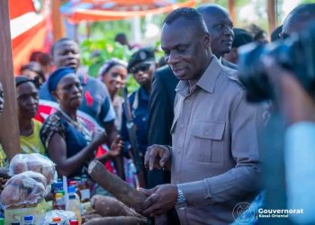 Kasaï-Oriental : le gouverneur Mbwebwa Kapo ouvre la première foire entreprenariale genre à Mbuji-Mayi