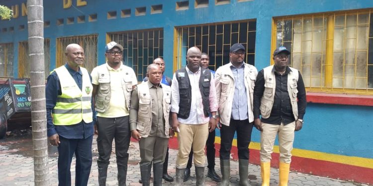 Inondations à Kinshasa : « Au terrain municipal de Bandalungwa, qui est un site pour les sinistrés, nous avons constaté des problèmes liés aux installations hygiéniques qui sont bouchées »(Ronald Kisamba )