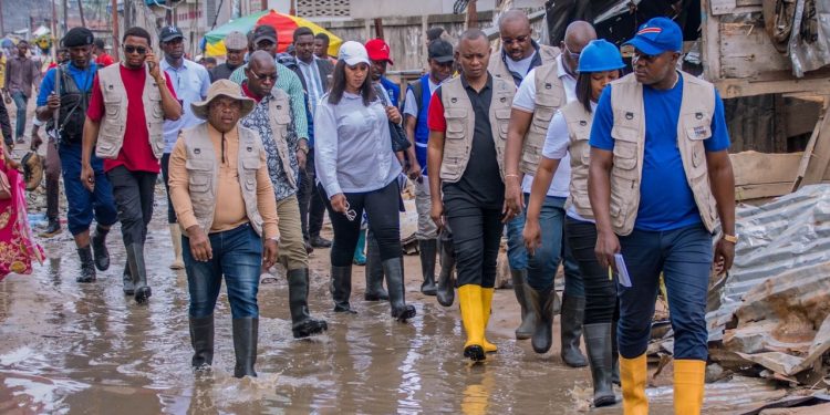 Inondations à Kinshasa : « Nous estimons que nous devons mener des actions urgentes pour protéger les vies humaines » (Patricia Mwimpe, rapporteure)