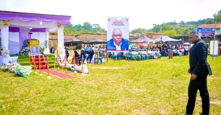 Kongo-Central : inhumation de la dépouille mortelle du député provincial Didier Nkongo Bamvangila à Tshiela
