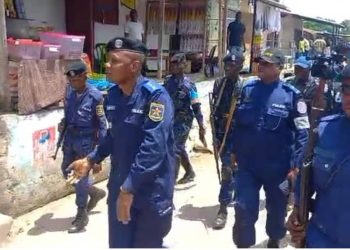 Kinshasa : La police nationale congolaise annonce l&rsquo;Intensification de la traque des « Kuluna » à Sanga Mamba