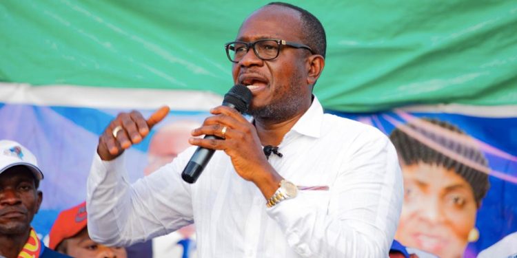 Coopération: Delly Sesanga critique l’intégration « précipitée » de la RDC à la ZLECAF et à l’EAC