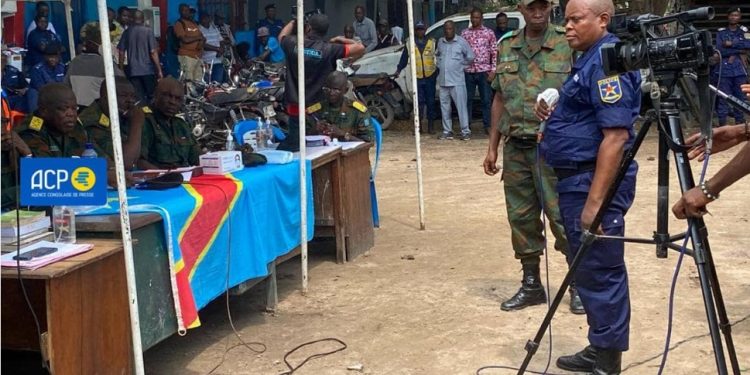 Meurtre du policier Roulage Fiston Kabeya : le Ministère public accuse le commissaire supérieur adjoint Olivier Dunia Kanza et 6 autres policiers d’avoir agi à l’insu de la Première Ministre