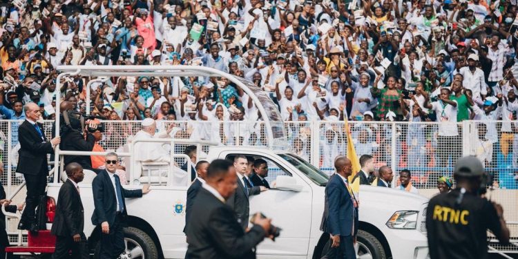 Décès du Pape François : La Première ministre Judith SUMINWA exprime sa profonde tristesse (Communiqué)