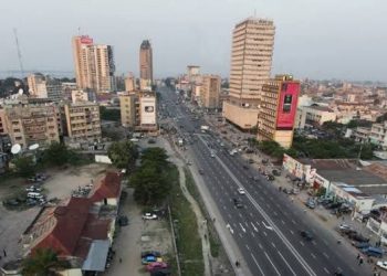 RDC: le gouvernement menace de geler les avoirs bancaires de plus de 11.700 sociétés en situation irrégulière
