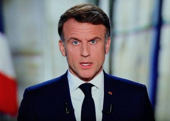 Agression rwandaise : Emmanuel Macron appelle au respect de l&rsquo;intégrité territoriale de la RDC lors de sa visite à Madagascar