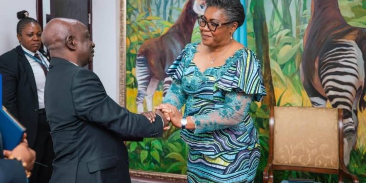 Catastrophe à Fizi : « Actuellement le bilan estimatif est de 120 morts et des disparus » (Justin Bitakwira)