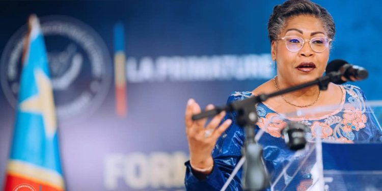 RDC : Le gouvernement lance l’opération de formalisation des petits et micro-entrepreneurs à Kinshasa