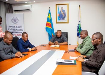 Kinshasa : une réunion technique autour du Gouverneur en vue de la réouverture imminente du marché central