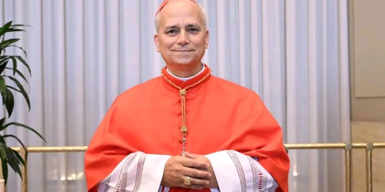 Vatican: Qui est le nouveau Pape Robert Francis Prevost Léon XIV