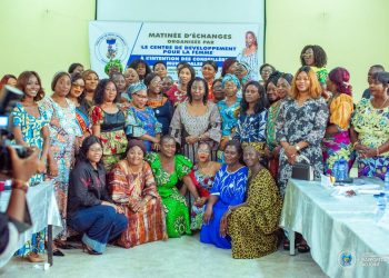 Kinshasa : l’honorable Dominique Munongo Inamizi partage son expérience avec les conseillères municipales récemment élues