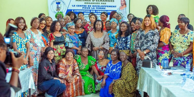 Kinshasa : l’honorable Dominique Munongo Inamizi partage son expérience avec les conseillères municipales récemment élues