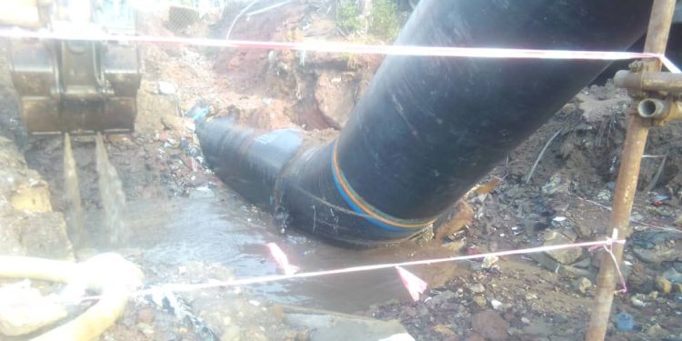 Pénurie d’eau à Kinshasa : Après Kinsuka et Pompage , Cinq communes touchées par une interruption des services de la Regideso