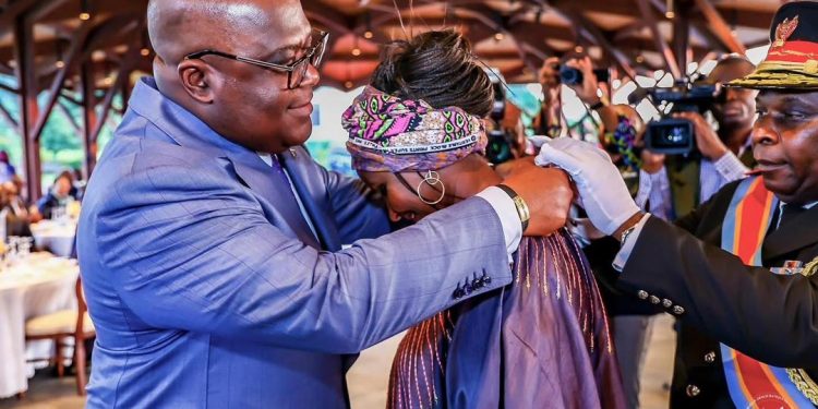 RDC: Le Président Félix Tshisekedi a décoré Safia Ibrahim-Netter, directrice de l’Agence française de développement