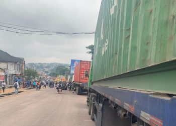Kinshasa: la route by-pass bloquée par les camions-remorques entre Matadi-Kibala et Rond-point Ngaba