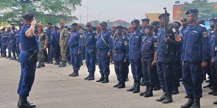 Kinshasa :Les policiers appelés à renforcer les recettes publiques par la canalisation des amendes transactionnelles