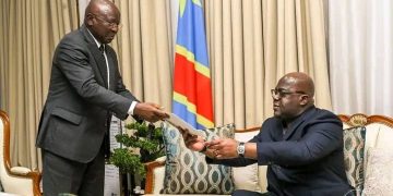 Diplomatie : un message écrit de Denis Sassou N’Guesso transmis à Félix Tshisekedi