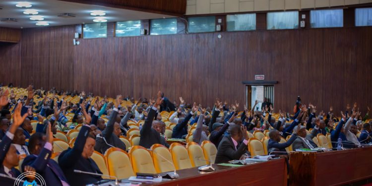 RDC: l’ Assemblée nationale met en place une commission d’enquête au sujet de la redevance «GO PASS» à la RVA après une tentative d’explication sans succès de son DG