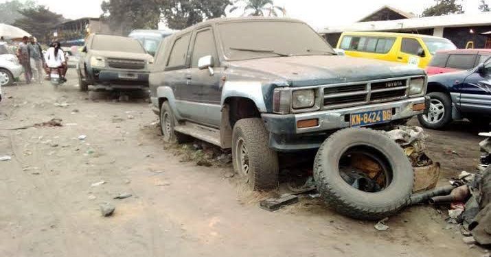 Kinshasa : Délai de 15 jours accordé pour récupérer les véhicules abandonnés devant les postes de police