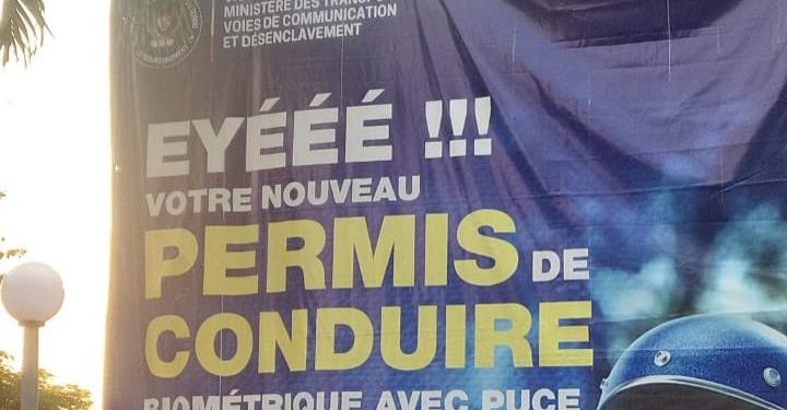 RDC :Le Président Tshisekedi inaugure à Kinshasa, le centre de délivrance de permis de conduire biométriques pour les hautes personnalités