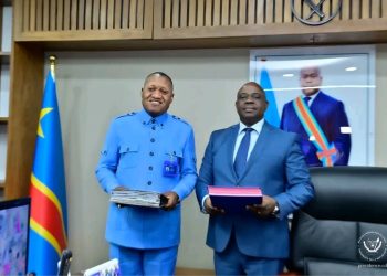 RDC : Jules ALINGETE a officiellement passé les commandes à Christophe BITASIMWA