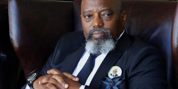 Francine Muyumba : « Les immunités de Joseph Kabila lui sont accordées en vertu de son statut d’ancien Chef de l’État, et non en tant que sénateur élu »
