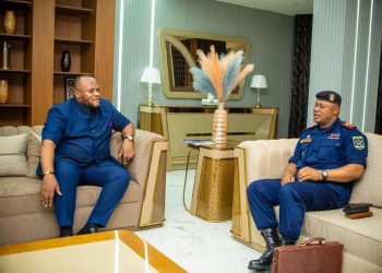 Kinshasa : Le nouveau commandant de la police nationale face à des défis environnementaux et de circulation