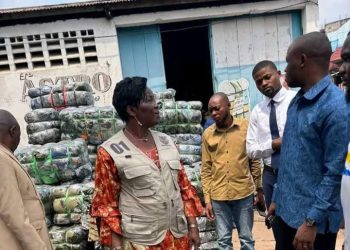Des ballons de tenues militaires saisis à Kinshasa : 5 opérateurs économiques indiens arrêtés et leur entrepôt scellé