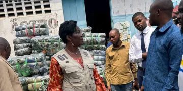 Des ballons de tenues militaires saisis à Kinshasa : 5 opérateurs économiques indiens arrêtés et leur entrepôt scellé