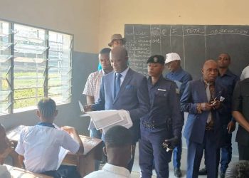 Kasaï central : Plus de 23.000 candidats finalistes du secondaire passent l’épreuve hors-session de l’examen d’État 2024-2025