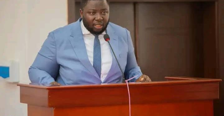 Alain Tshilungu, ministre des Infrastructures de Kinshasa : « Sur la voirie urbaine, nous avons pour objectif de réhabiliter près de 800 km de routes »