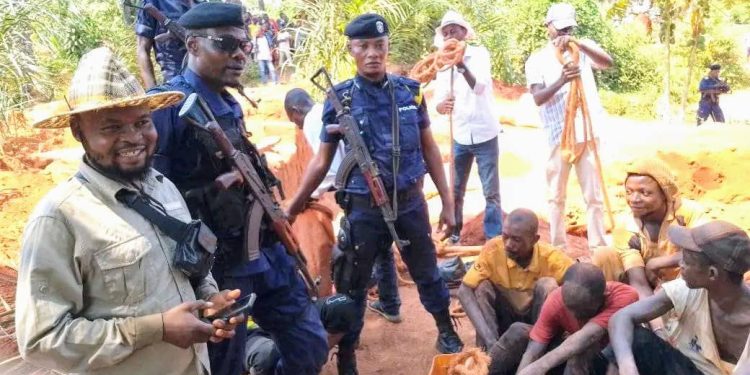 Kasaï : Cinq creuseurs artisanaux interpellés pour exploitation illicite du diamant à Tshikapa
