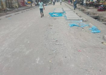 Kinshasa : Retard dans l&rsquo;asphaltage de l&rsquo;avenue Plateau en raison de la rareté du ciment gris sur le marché ( Constat)