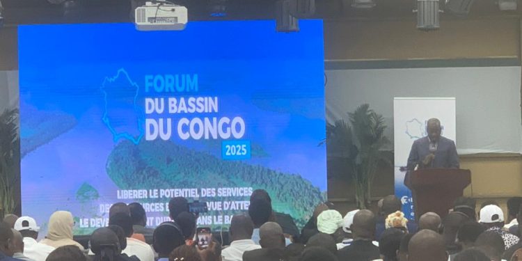 Clôture du Deuxième Forum International du Bassin du Congo à Kinshasa : « La RDC possède un potentiel environnemental unique, nous continuons déjà à sauver l’humanité » ( Ève Bazaiba)