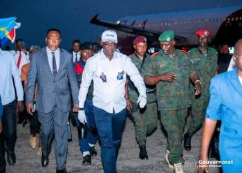 Kasaï-Oriental : A mbujimayi, des militants UDPS ovationnent le gouverneur ad intérim après la conférence des gouverneurs à Kolwezi
