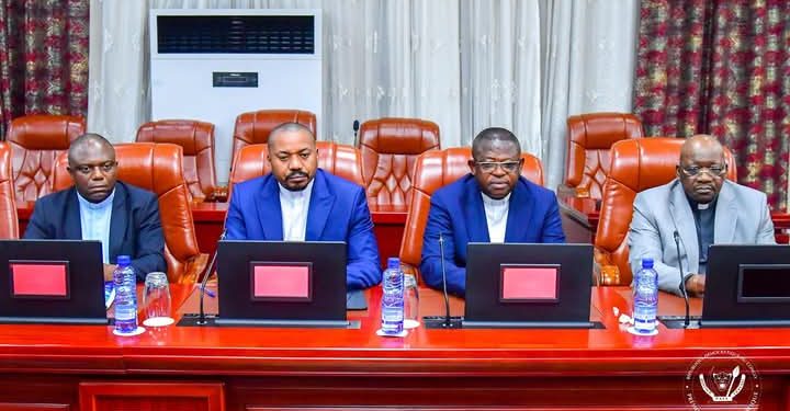 Agression rwandaise : Le président Félix Tshisekedi met en place une équipe pour examiner le pacte de paix proposé par le duo CENCO-ECC