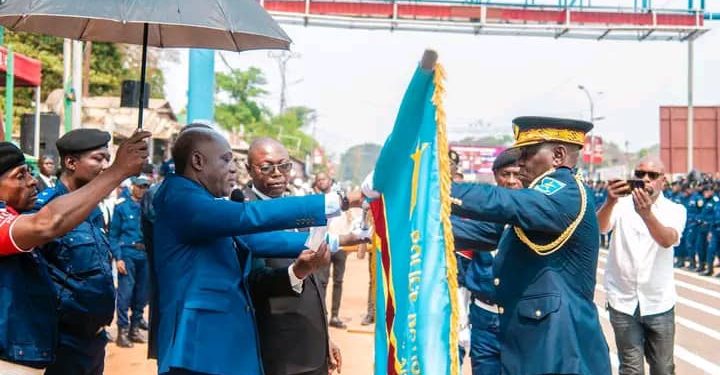 Kasaï-Oriental : le nouveau Commissaire de la police présenté à Mbuji-Mayi